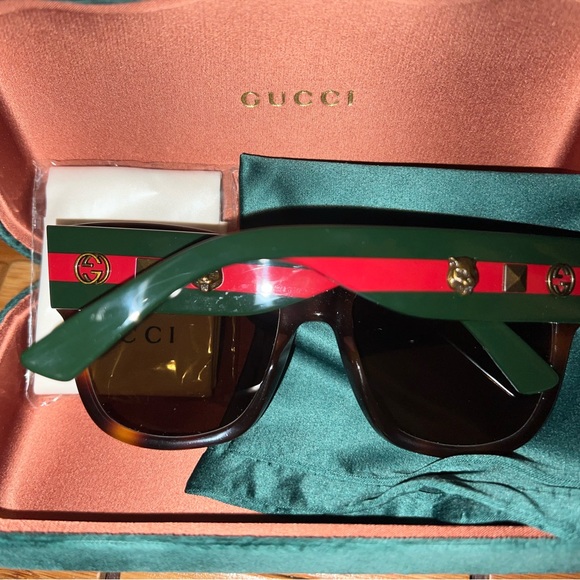 Gucci Sunglasses new with case, dust bag, and dust cloth. - Picture 16 of 17
